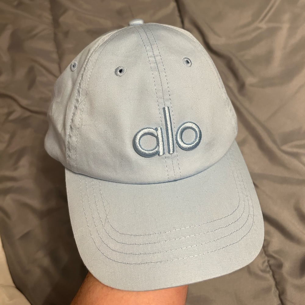 Alo Yoga Off-Duty Cap